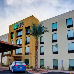 https://holiday-inn-express-hotel-suites-phoenix-north.hotelsofphoenix.com